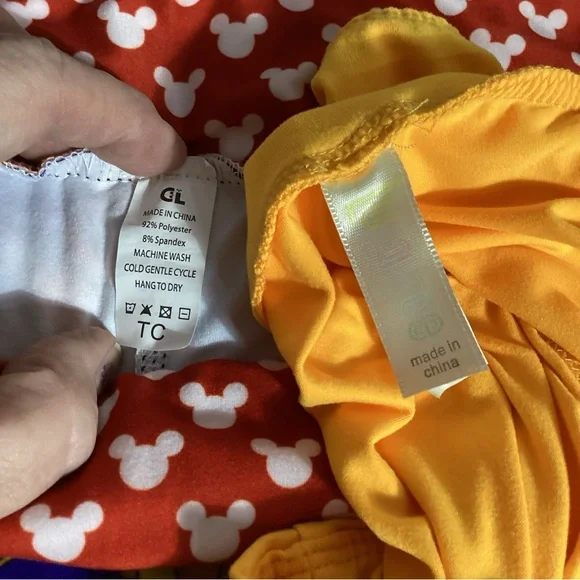 SOLD………CL “love” Disney Themed Mickey Minnie Daisy Goofy Women’s Leggings - Picture 4 of 6